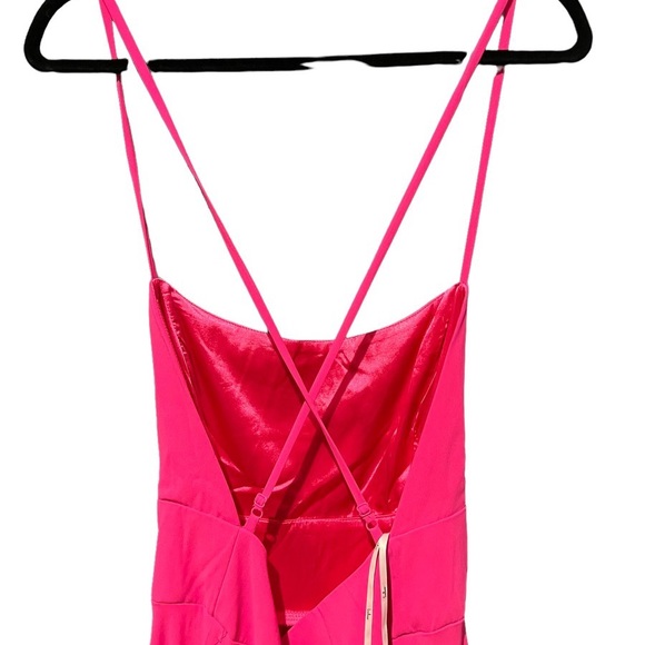 Lulu’s Backless Maxi Dress - Never Worn - Picture 5 of 7